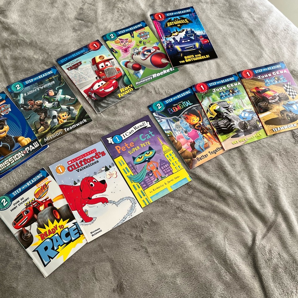 Set of 11 Various Step into Reading Step 1 and Step 2 books.